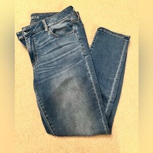 American Eagle Outfitters Women's Dark Blue Skinny Jeans